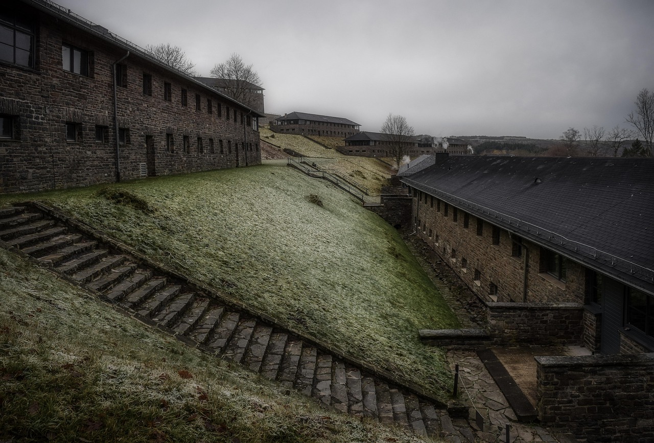 NS Ordensburg und heutiges NS Dokumentationszentrum „Burg Vogelsang“, Nordeifel